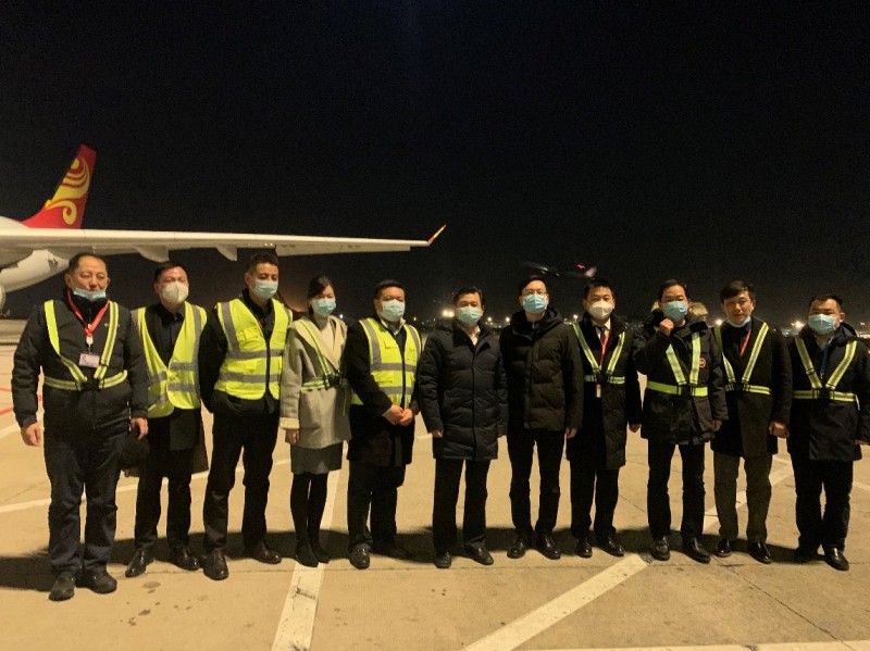 海南京航空学院空2021年元旦迎送航班及安慰振动成功进行