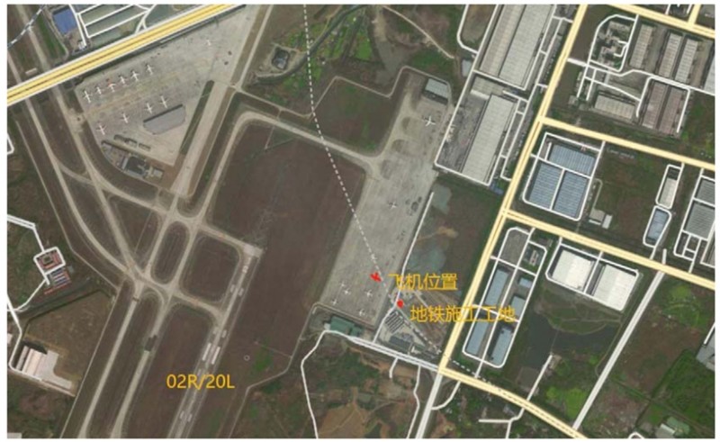 成都双流飞机场外工地爆裂致碎片击穿湾流G550铁鸟机翼，培修需耗费资金1.8亿