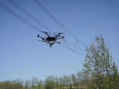 <b>绵竹:无人机高空覆盖式巡视,织密护林</b> <b>绵竹:无人机高空覆盖式巡视,织密护林</b>